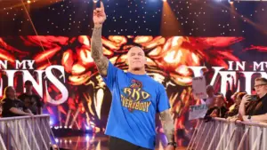 Randy Orton Has Run-In With WWE Fans in Las Vegas