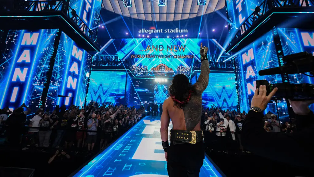 Roman Reigns Wins the WWE World Heavyweight Championship at WrestleMania 42