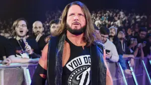 AJ Styles discute com fã que lhe critica por se aposentar sem lutar na AEW