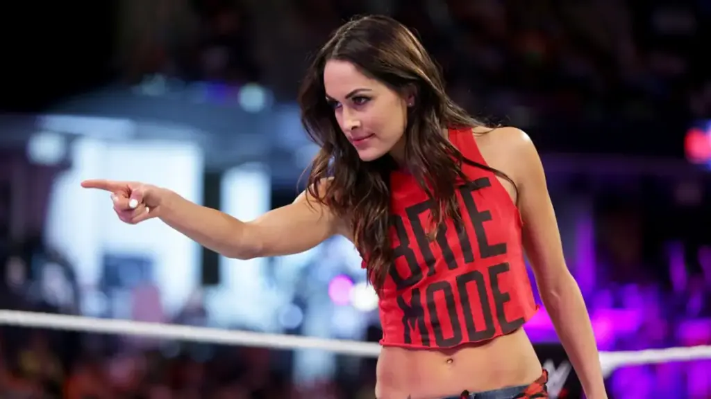 WWE recusou planos para combate de aposentadoria de Brie Bella