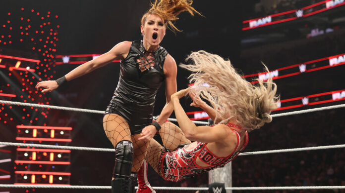 becky lynch e maxxine dupri