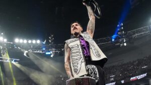 Dominik Mysterio já tem data para retornar a WWE