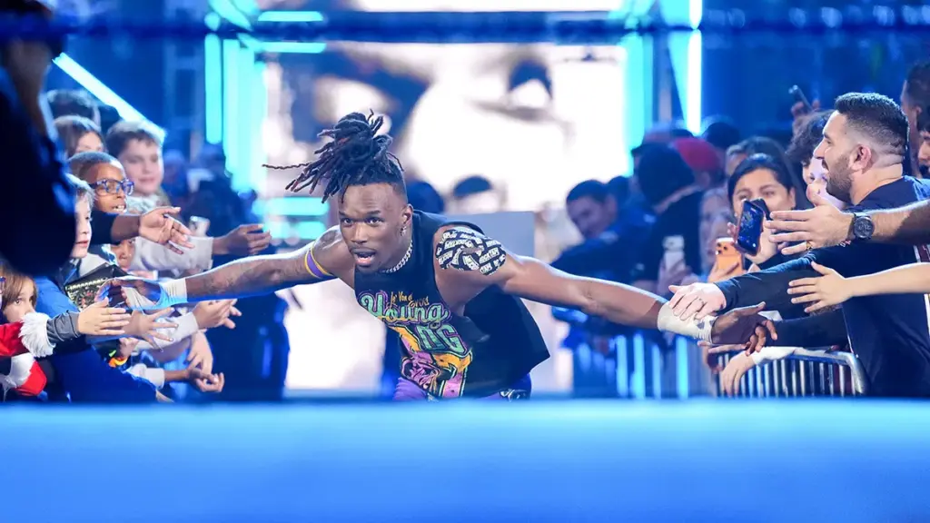 Lesão sofrida por Je’Von Evans no WWE RAW não é grave