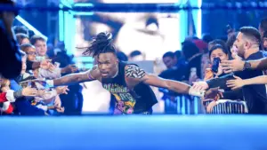 Lesão sofrida por Je’Von Evans no WWE RAW não é grave