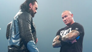 Drew McIntyre é alvo de ataques na abertura do WWE SmackDown