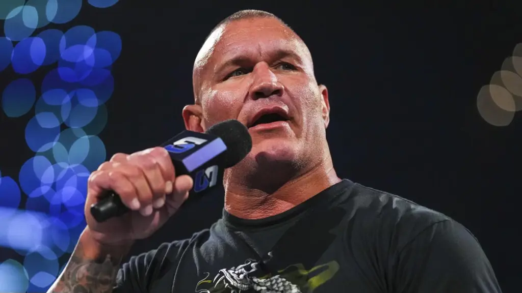 Randy Orton afirma que lutadores jovens da WWE precisam ouvir mais seus conselhos