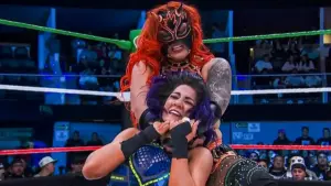 Bayley e Lady Flammer