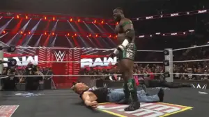 Oba Femi destrói Brock Lesnar no WWE RAW e será seu oponente na WrestleMania 42