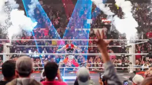 Penta defenderá o seu título fora da WWE