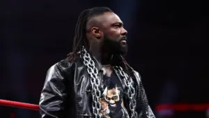 Swerve Strickland revela qual empresa paga os melhores salários entre WWE e AEW