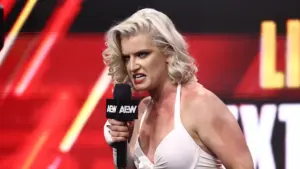 Fãs detonam a AEW após lançamento de produtos sobre a “morte” de Toni Storm