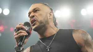 Damian Priest critica envolvimento de Pat McAfee na rivalidade de Cody Rhodes e Randy Orton