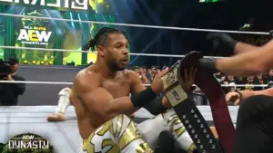 Kevin Knight conquista o AEW TNT Championship