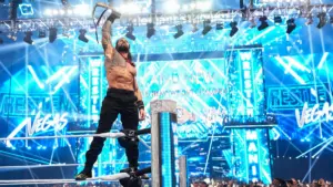 Roman Reigns é desafiado por Oba Femi logo após a WWE WrestleMania 42